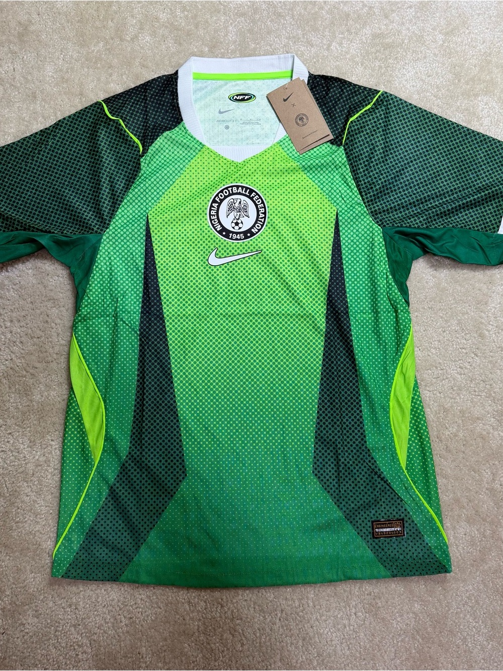 Nike Men’s Nigeria Green Football Jersey (Medium)
